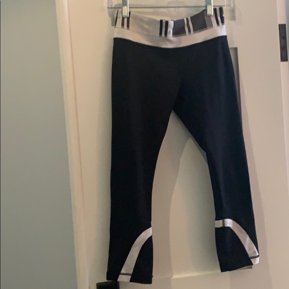 Lululemon running crop leggings black